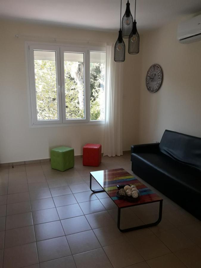 Poseidono'S Apartment Pafos Zewnętrze zdjęcie